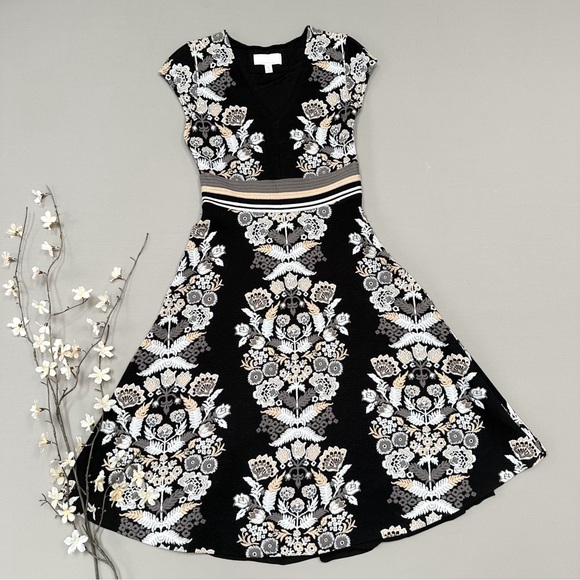 Anthropologie Ett:Twa Soireé embroidered soft dress, 4. - Picture 2 of 6